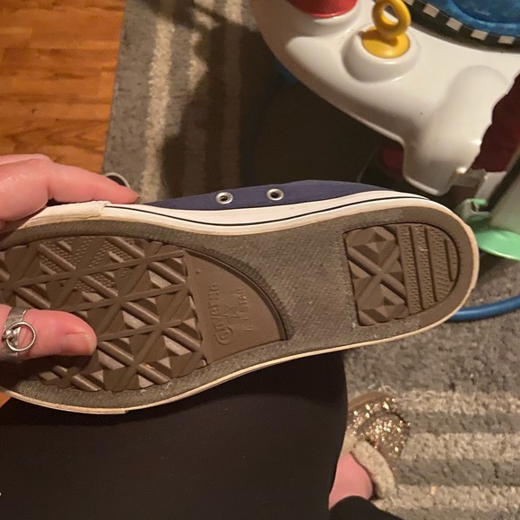 New converse size 6 - Picture 5 of 5